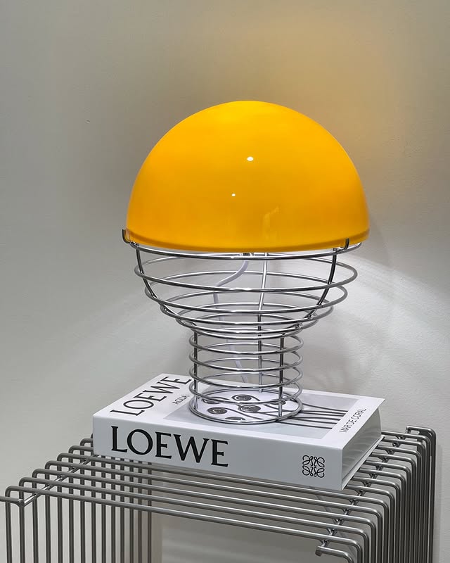 Wire Lamp